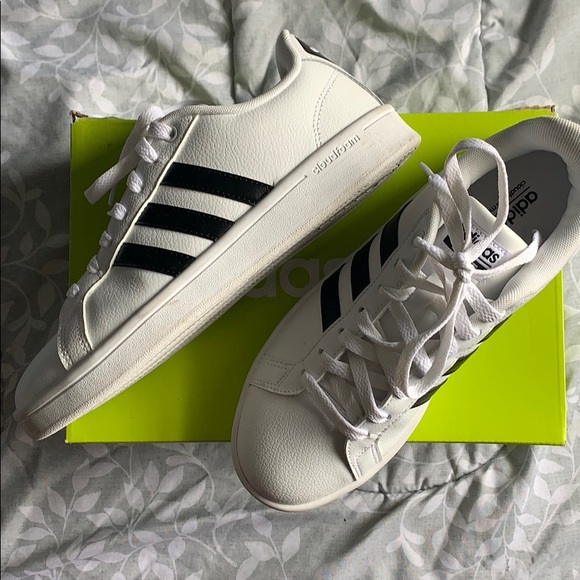 adidas cloudfoam neon